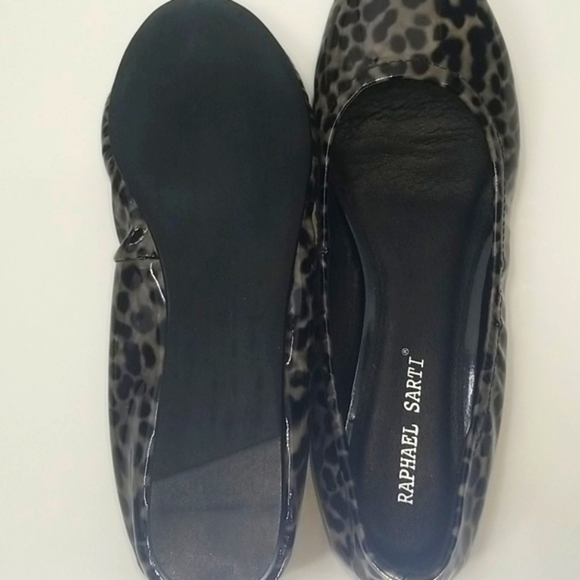 SALE! Genuine Leather Gray Leopard Flat - Picture 4 of 4